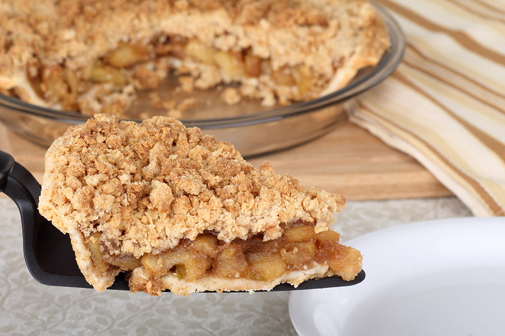 Apple Sour Cream Crumb Pie